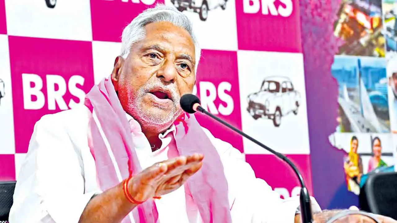 రేవంత్రెడ్డి డైవర్షన్ రాజకీయాలు.. జీవన్రెడ్డి ఫైర్! – politics రేవంత్రెడ్డి డైవర్షన్ రాజకీయాలు.. జీవన్రెడ్డి ఫైర్! – politics